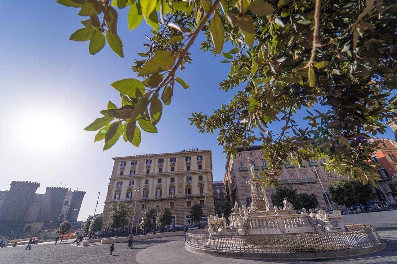 Hotel Hr Boutique Porto, Napoli Centro, By Clapa Group Esterno foto
