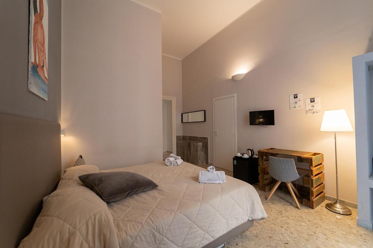 Hotel Hr Boutique Porto, Napoli Centro, By Clapa Group Esterno foto