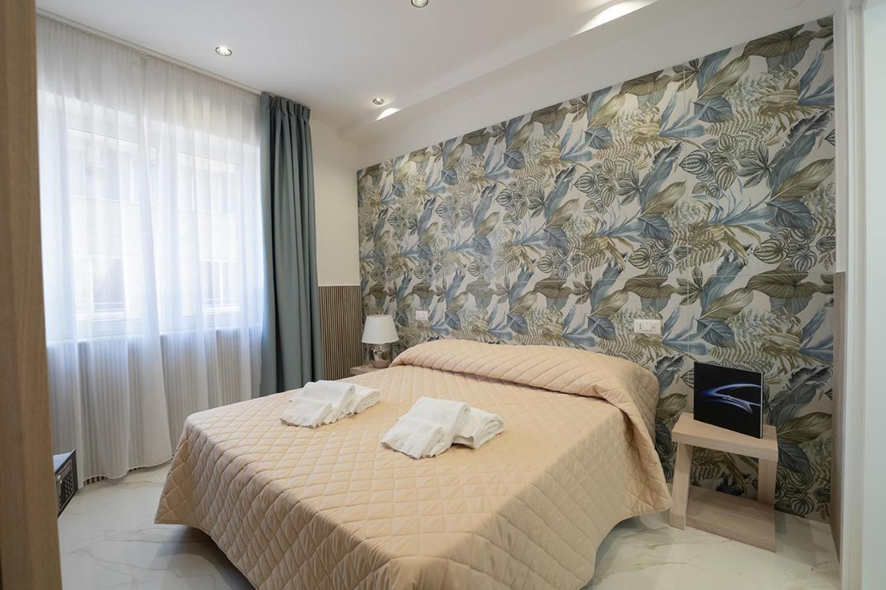 Hotel Hr Boutique Porto, Napoli Centro, By Clapa Group Esterno foto