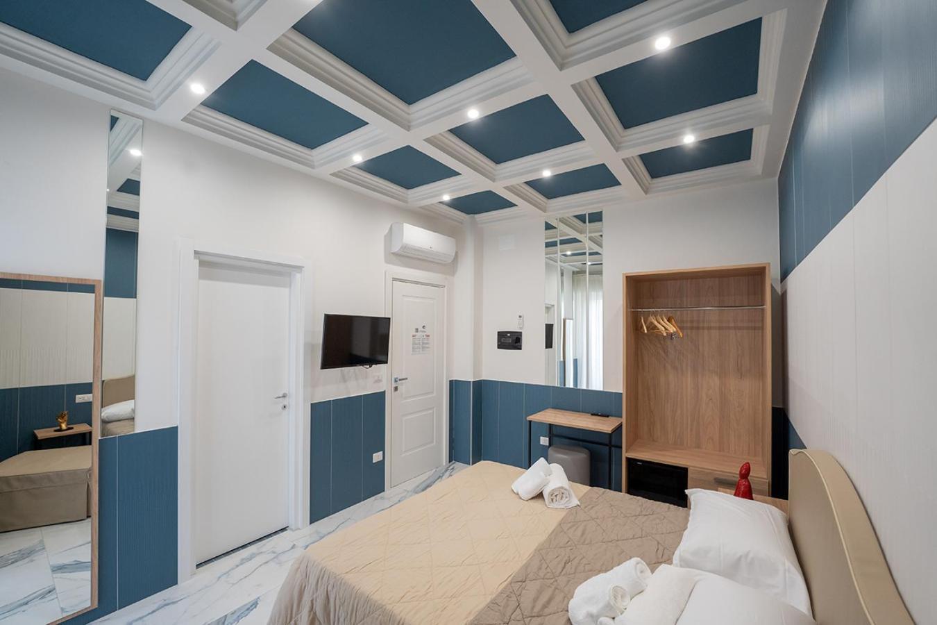 Hotel Hr Boutique Porto, Napoli Centro, By Clapa Group Esterno foto