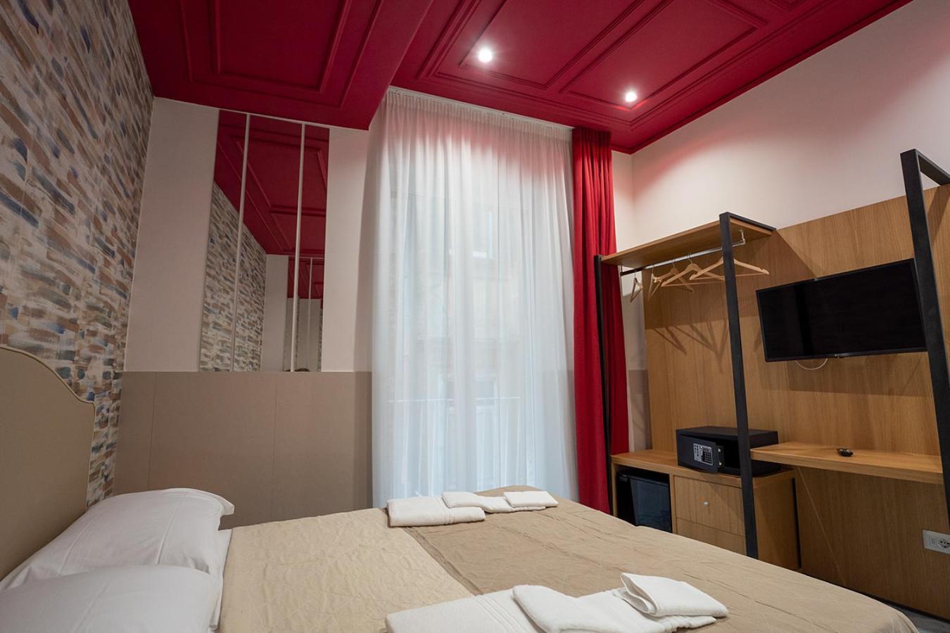 Hotel Hr Boutique Porto, Napoli Centro, By Clapa Group Esterno foto