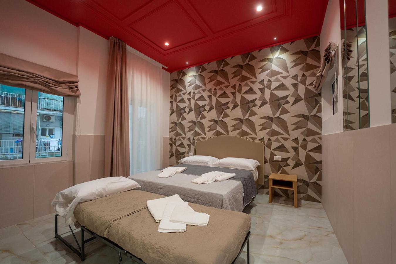 Hotel Hr Boutique Porto, Napoli Centro, By Clapa Group Esterno foto